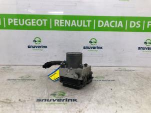 Gebruikte ABS Pomp Peugeot 308 CC (4B) 1.6 16V THP Autom. Prijs € 200,00 Margeregeling aangeboden door Snuverink Autodemontage