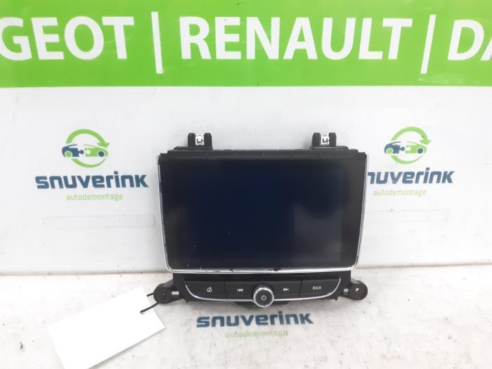 Gebruikte Display Interieur Opel Mokka/Mokka X X 1.4 Turbo 16V 4x2 Prijs € 295,00 Margeregeling aangeboden door Snuverink Autodemontage