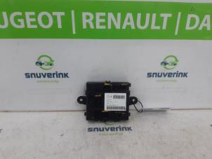 Gebruikte Module achterklep motor Peugeot 3008 II (M4/MC/MJ/MR) 1.2 12V e-THP PureTech 130 Prijs € 48,38 Inclusief btw aangeboden door Snuverink Autodemontage