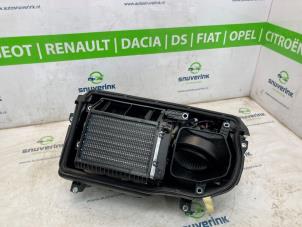 Gebruikte Chaufagebak Renault Megane E-Tech (RCB) 60 kWh Prijs € 725,00 Margeregeling aangeboden door Snuverink Autodemontage