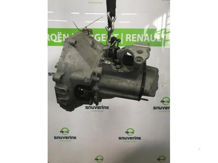 Gebruikte Automaatbak Citroen C4 Cactus (0B/0P) 1.2 PureTech 82 12V Prijs € 445,00 Margeregeling aangeboden door Snuverink Autodemontage