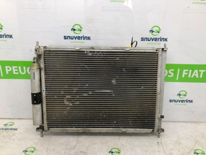 Gebruikte Radiateur Renault Twingo II (CN) 1.6 16V RS Prijs € 125,00 Margeregeling aangeboden door Snuverink Autodemontage