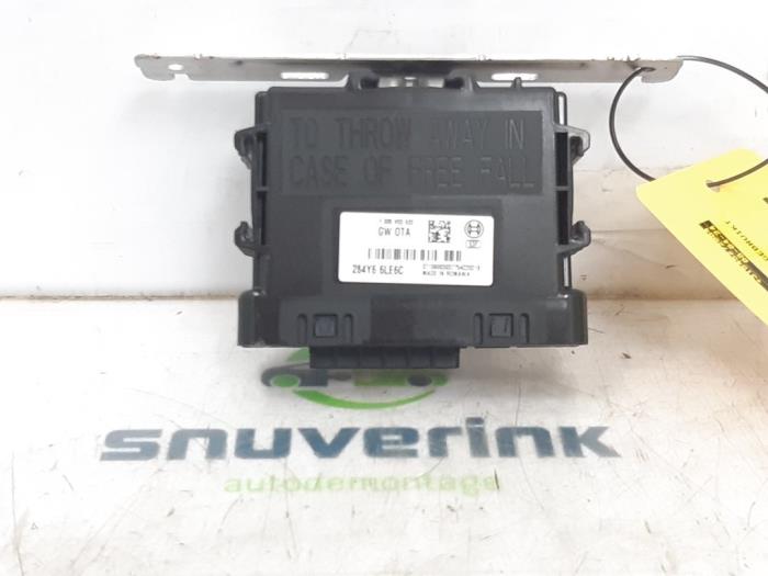 Gebruikte Computer Diversen Renault Arkana (RJLL) 1.6 E-Tech 145 16V Prijs € 193,60 Inclusief btw aangeboden door Snuverink Autodemontage