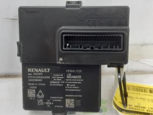 Gebruikte Computer Diversen Renault Arkana (RJLL) 1.6 E-Tech 145 16V Prijs € 90,75 Inclusief btw aangeboden door Snuverink Autodemontage