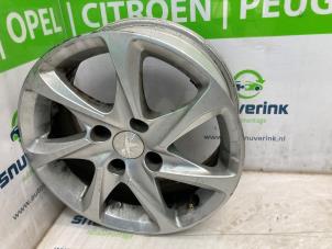 Gebruikte Velg Peugeot 208 I (CA/CC/CK/CL) 1.2 Vti 12V PureTech 82 Prijs € 59,98 Margeregeling aangeboden door Snuverink Autodemontage