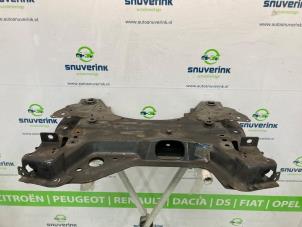 Gebruikte Subframe Peugeot 3008 II (M4/MC/MJ/MR) 1.2 12V e-THP PureTech 130 Prijs € 242,00 Inclusief btw aangeboden door Snuverink Autodemontage