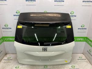 Gebruikte Achterklep Fiat 600 (365) 1.2 Hybrid 100 Prijs € 665,50 Inclusief btw aangeboden door Snuverink Autodemontage