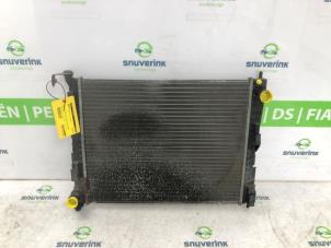 Gebruikte Radiateur Renault Twingo II (CN) 1.2 16V Prijs € 60,00 Margeregeling aangeboden door Snuverink Autodemontage