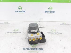 Gebruikte ABS Pomp Citroen Jumpy 1.6 Blue HDi 95 Prijs € 235,93 Inclusief btw aangeboden door Snuverink Autodemontage