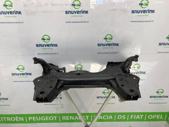Gebruikte Subframe Peugeot 2008 (UD/UK/UR/US/UX) e-2008 54 kWh Prijs € 90,75 Inclusief btw aangeboden door Snuverink Autodemontage
