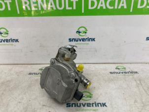 Gebruikte Waterpomp Renault Symbioz (RJB) 1.6 E-Tech Full Hybrid 145 Prijs € 114,95 Inclusief btw aangeboden door Snuverink Autodemontage
