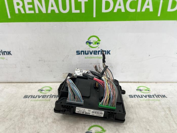 Gebruikte Bodycontrol Module Renault Scénic III (JZ) 1.5 dCi 110 Prijs € 70,00 Margeregeling aangeboden door Snuverink Autodemontage