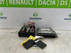 Gebruikte Computer Motormanagement Renault Scénic III (JZ) 1.5 dCi 110 Prijs € 150,00 Margeregeling aangeboden door Snuverink Autodemontage