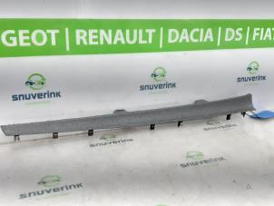 Gebruikte Dashboard deel Peugeot 308 SW (F4/FC/FN/FR) 1.2 PureTech Hybrid 136 Prijs € 96,80 Inclusief btw aangeboden door Snuverink Autodemontage