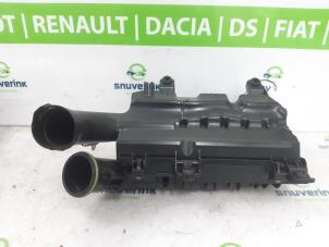 Gebruikte Luchtfilterhuis Peugeot 308 SW (F4/FC/FN/FR) 1.2 PureTech Hybrid 136 Prijs € 54,45 Inclusief btw aangeboden door Snuverink Autodemontage