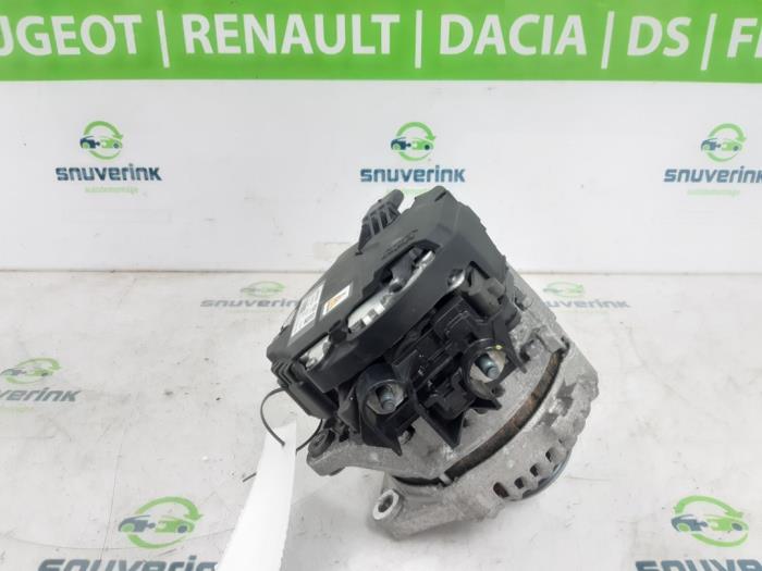 Dynamo van een Peugeot 308 SW (F4/FC/FN/FR) 1.2 PureTech Hybrid 136 2024