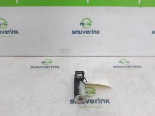 Gebruikte Kontaktslot + Sleutel Renault Master III (FV) 2.3 Energy dCi 180 Twin Turbo 16V FWD Prijs € 114,95 Inclusief btw aangeboden door Snuverink Autodemontage