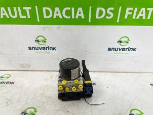 Gebruikte ABS Pomp Renault Scénic III (JZ) 1.6 Energy dCi 130 Prijs € 272,25 Inclusief btw aangeboden door Snuverink Autodemontage