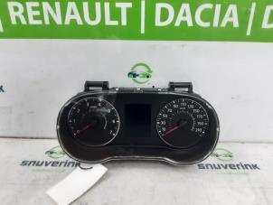 Gebruikte Instrumentenpaneel Renault Master III (FV) 2.3 Energy dCi 180 Twin Turbo 16V FWD Prijs € 211,75 Inclusief btw aangeboden door Snuverink Autodemontage