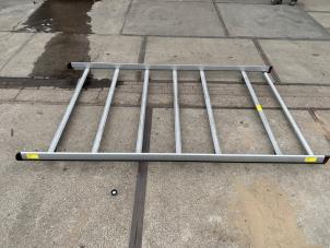 Gebruikte Imperiaal Opel Vivaro 1.6 CDTI 95 Euro 6 Prijs € 453,75 Inclusief btw aangeboden door Snuverink Autodemontage