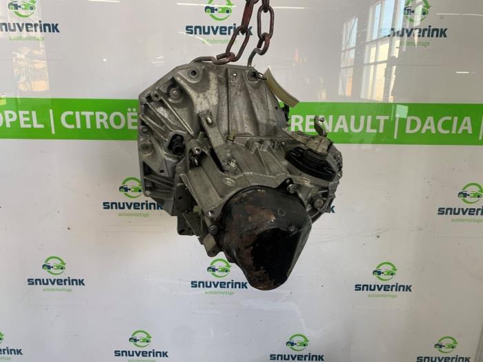 Gebruikte Versnellingsbak Dacia Logan MCV II/III/Sandero Wagon 1.5 dCi 90 Prijs € 445,00 Margeregeling aangeboden door Snuverink Autodemontage