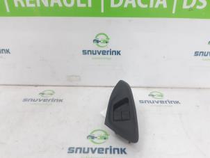 Gebruikte Combischakelaar ramen Peugeot 108 1.0 12V VVT-i Prijs € 30,00 Margeregeling aangeboden door Snuverink Autodemontage