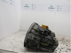 Gebruikte Versnellingsbak Renault Laguna II Grandtour (KG) 1.9 dCi 110 Prijs € 99,98 Margeregeling aangeboden door Snuverink Autodemontage
