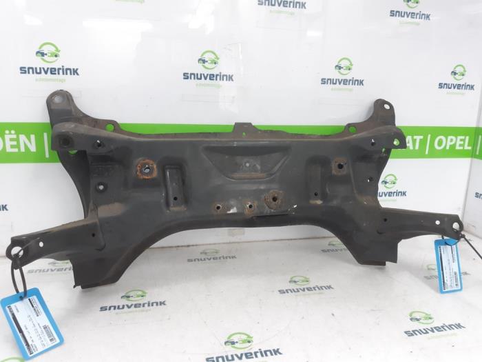Gebruikte Subframe Peugeot 108 1.0 12V Prijs € 150,00 Margeregeling aangeboden door Snuverink Autodemontage