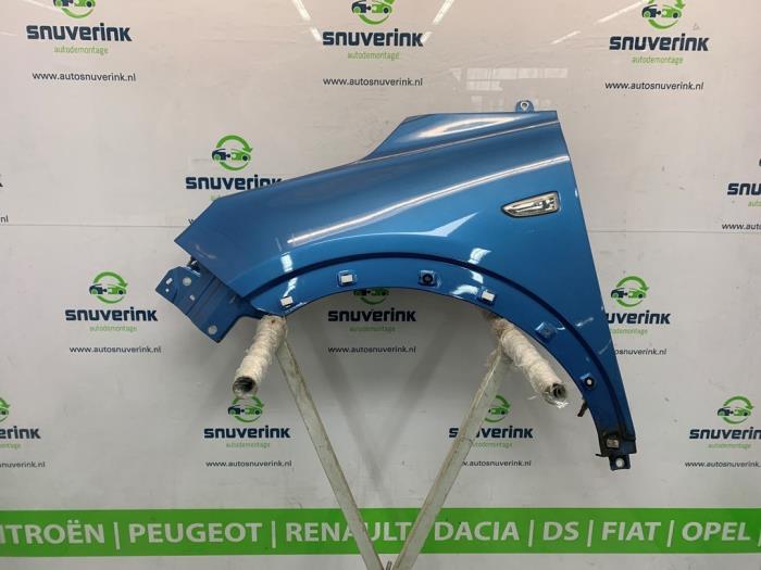 Z.MYUKI Crossland Sleutelhoes met sleutelhanger, voor Opel Crossland X, 2017-2022 2023, originele accessoires, zilver