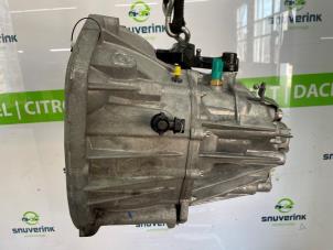 Gebruikte Versnellingsbak Opel Movano 2.3 CDTi 16V FWD Prijs € 1.512,50 Inclusief btw aangeboden door Snuverink Autodemontage