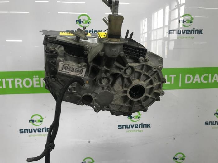 Gebruikte Automaatbak Renault Zoé (AG) R90 Prijs € 995,00 Margeregeling aangeboden door Snuverink Autodemontage