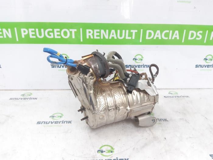 Gebruikte Katalysator Renault Captur II (RJB) 1.0 TCe 90 12V Prijs € 846,98 Inclusief btw aangeboden door Snuverink Autodemontage
