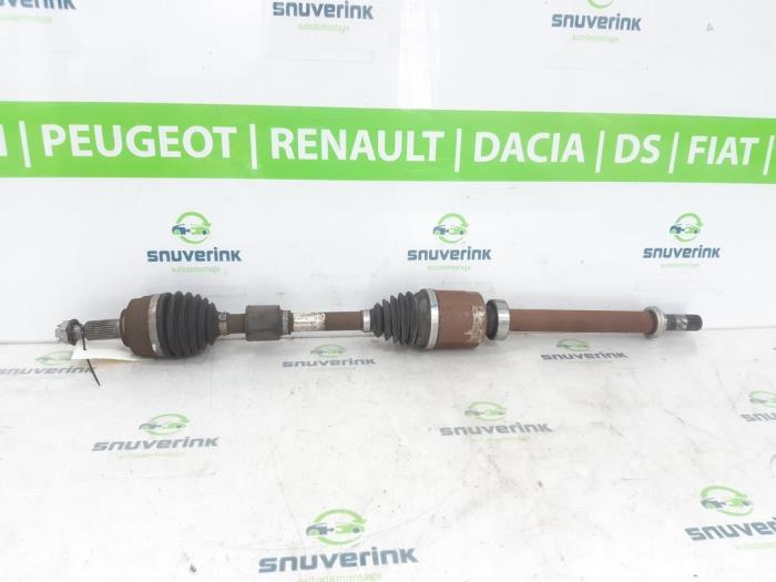 Gebruikte Aandrijfas rechts-voor Renault Captur II (RJB) 1.0 TCe 90 12V Prijs € 272,25 Inclusief btw aangeboden door Snuverink Autodemontage