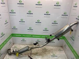 Gebruikte Roetfilter Renault Trafic (1FL/2FL/3FL/4FL) 2.0 dCi 16V 130 Prijs € 695,75 Inclusief btw aangeboden door Snuverink Autodemontage