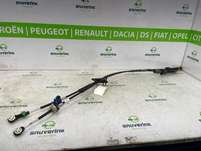 Gebruikte Schakelkabel Versnellingsbak Renault Trafic (1FL/2FL/3FL/4FL) 2.0 dCi 16V 130 Prijs € 114,95 Inclusief btw aangeboden door Snuverink Autodemontage