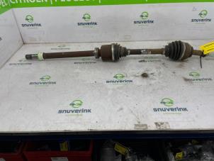 Gebruikte Aandrijfas rechts-voor Renault Trafic (1FL/2FL/3FL/4FL) 2.0 dCi 16V 130 Prijs € 181,50 Inclusief btw aangeboden door Snuverink Autodemontage