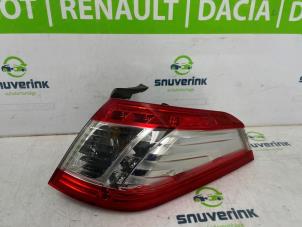 Gebruikte Achterlicht rechts Peugeot 508 SW (8E/8U) 1.6 THP 16V Prijs € 130,00 Margeregeling aangeboden door Snuverink Autodemontage