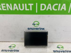 Gebruikte Display Interieur Peugeot 2008 (CU) 1.2 12V e-THP PureTech 130 Prijs € 280,00 Margeregeling aangeboden door Snuverink Autodemontage