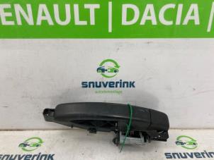 Gebruikte Deurgreep 2Deurs links Opel Vivaro 1.6 CDTI 95 Euro 6 Prijs € 90,75 Inclusief btw aangeboden door Snuverink Autodemontage