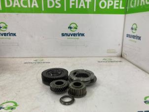 Gebruikte Tandwiel Peugeot 208 I (CA/CC/CK/CL) 1.6 Blue HDi 100 Prijs € 84,70 Inclusief btw aangeboden door Snuverink Autodemontage