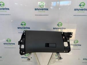 Gebruikte Dashboardkastje Renault Scénic IV (RFAJ) 1.3 TCE 115 16V Prijs € 150,00 Margeregeling aangeboden door Snuverink Autodemontage