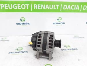 Gebruikte Alternator Renault Megane IV Estate (RFBK) 1.3 TCE 160 16V Prijs € 100,00 Margeregeling aangeboden door Snuverink Autodemontage