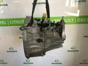 Gebruikte Versnellingsbak Renault Trafic (1FL/2FL/3FL/4FL) 2.0 dCi 16V 130 Prijs € 1.512,50 Inclusief btw aangeboden door Snuverink Autodemontage