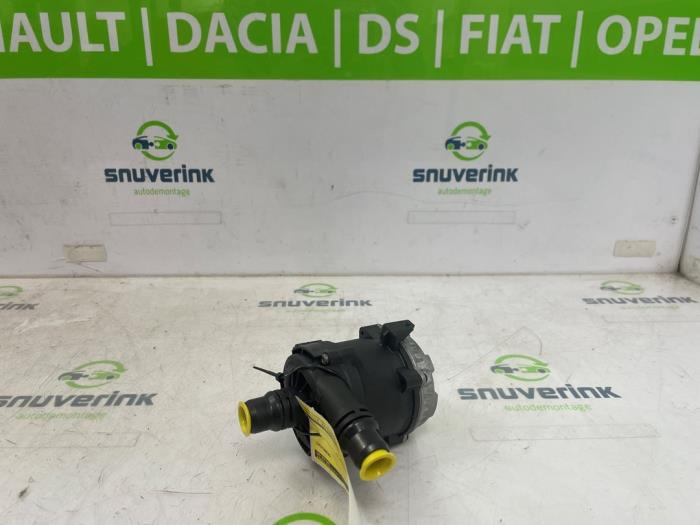 Gebruikte Waterpomp Opel Astra L (F3/FB/FM/FP) 1.6 Plug-in Hybrid Turbo 16V Prijs € 75,00 Margeregeling aangeboden door Snuverink Autodemontage