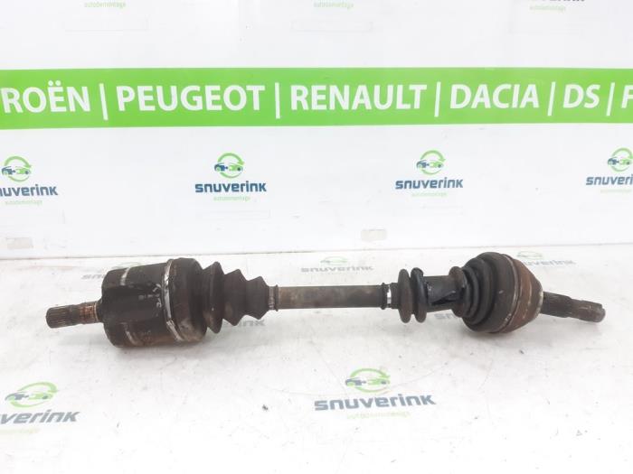 Gebruikte Steekas links-voor Peugeot J5 (280L) 2.5D Prijs € 75,00 Margeregeling aangeboden door Snuverink Autodemontage