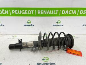 Gebruikte Mac Phersonpoot rechts-voor Citroen C3 (SX/SW) 1.2 Vti 12V PureTech Prijs € 95,00 Margeregeling aangeboden door Snuverink Autodemontage