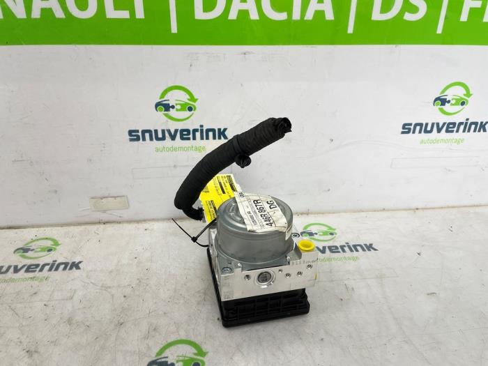 Gebruikte ABS Pomp Dacia Sandero III 1.0 TCe 90 12V Prijs € 423,50 Inclusief btw aangeboden door Snuverink Autodemontage