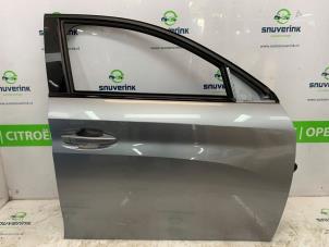 Gebruikte Portier 4Deurs rechts-voor Peugeot 208 II (UB/UH/UP) e-208 50 kWh Prijs € 625,00 Margeregeling aangeboden door Snuverink Autodemontage