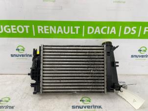 Gebruikte Intercooler Renault Megane IV (RFBB) 1.6 GT Energy TCe 205 EDC Prijs € 75,00 Margeregeling aangeboden door Snuverink Autodemontage