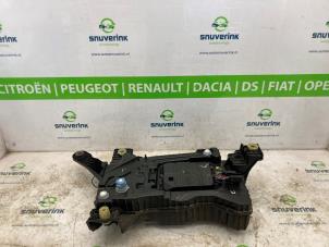 Gebruikte Adblue tank Peugeot 308 SW (L4/L9/LC/LJ/LR) 1.6 BlueHDi 120 Prijs € 495,00 Margeregeling aangeboden door Snuverink Autodemontage